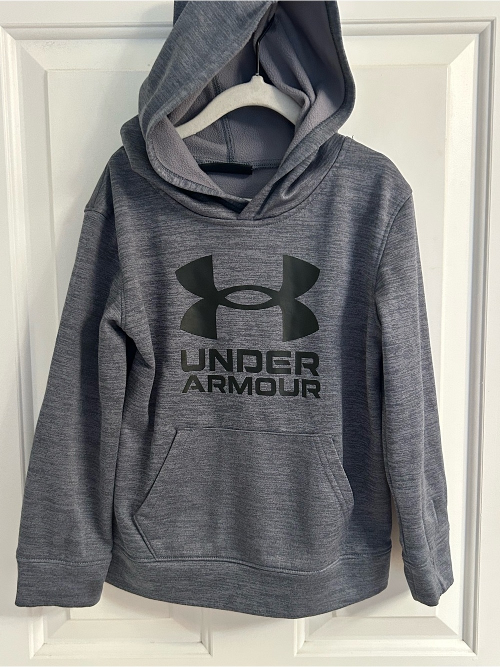 Boys Under Armour Fleece Lined Gray Hooded Sweatshirt with Black Logo